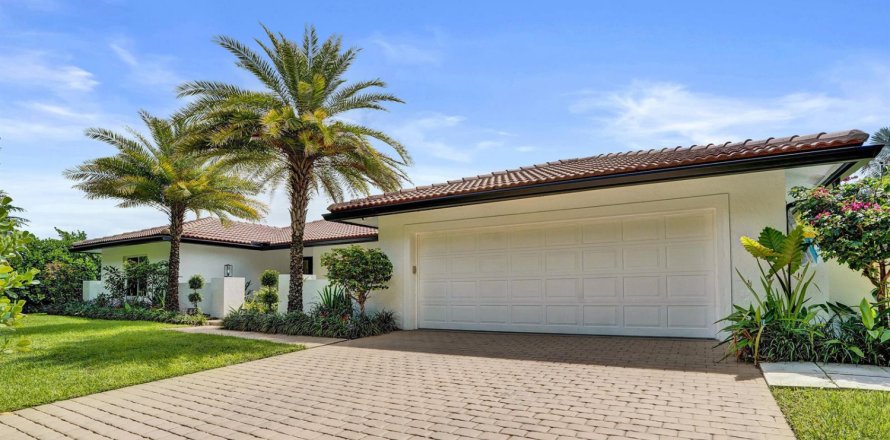 Villa ou maison à Boca Raton, Floride 4 chambres, 239.32 m2 № 2085323