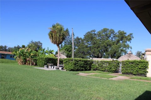 Villa ou maison à vendre à Clearwater, Floride: 2 chambres, 76.37 m2 № 1835990 - photo 26