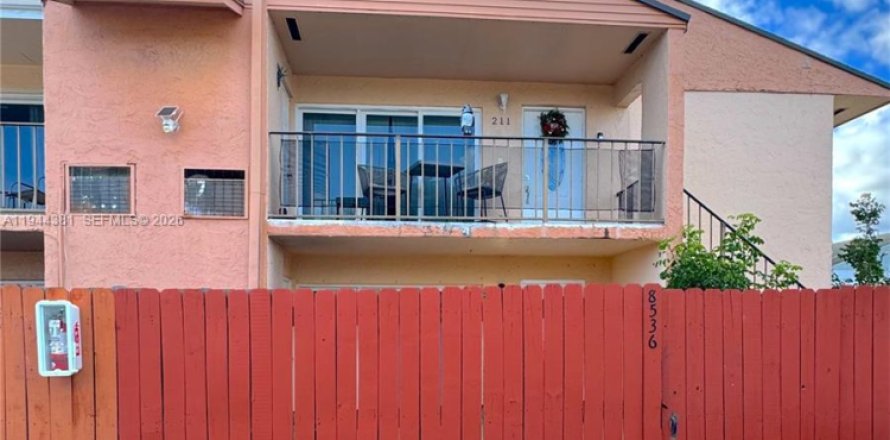 Apartment in Miami, Florida 3 bedrooms, 88.07 sq.m. № 2001589