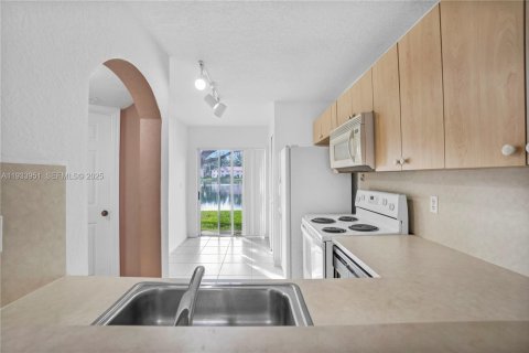 Condominio en venta en Homestead, Florida, 2 dormitorios, 76.37 m2 № 1992388 - foto 10