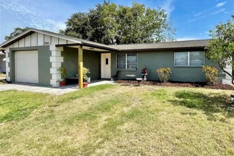 Villa ou maison à vendre à Holiday, Floride: 2 chambres, 86.96 m2 № 1848587 - photo 1