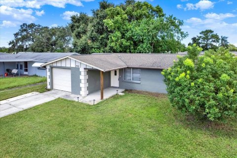 Villa ou maison à vendre à Holiday, Floride: 2 chambres, 86.96 m2 № 1848587 - photo 20