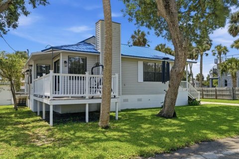 Villa ou maison à South Daytona, Floride 2 chambres, 111.3 m2 № 2220272