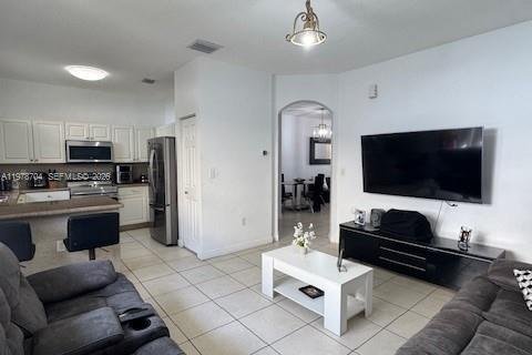 Купить таунхаус в Майами, Флорида 3 спальни, 155.15м2, № 2045429 - фото 11