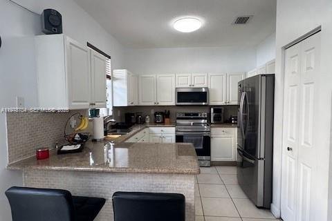 Купить таунхаус в Майами, Флорида 3 спальни, 155.15м2, № 2045429 - фото 14