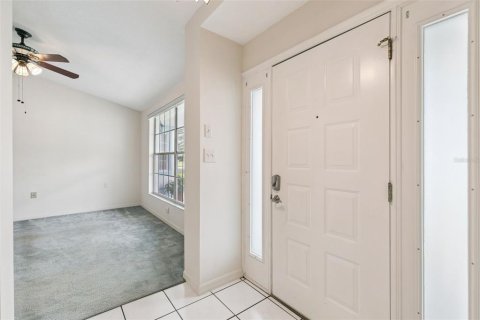 Villa ou maison à vendre à Apopka, Floride: 3 chambres, 182.46 m2 № 2267268 - photo 5