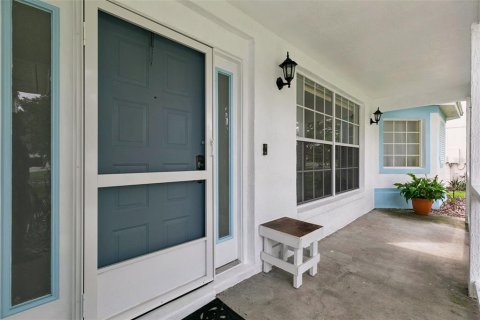 Villa ou maison à vendre à Apopka, Floride: 3 chambres, 182.46 m2 № 2267268 - photo 4