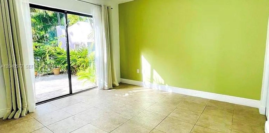 Appartement à Miami, Floride 1 chambre, 68.28 m2 № 2087920