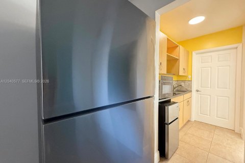Appartement à louer à Miami, Floride: 1 chambre, 68.28 m2 № 2087920 - photo 5