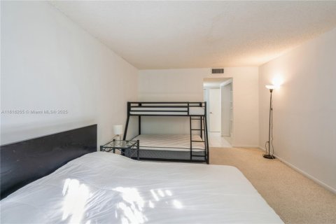 Condominio en venta en Aventura, Florida, 1 dormitorio, 85.28 m2 № 1939908 - foto 23