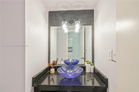 Купить кондоминиум в Авентура, Флорида 1 спальня, 85.28м2, № 1939908 - фото 25