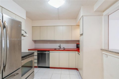 Купить кондоминиум в Авентура, Флорида 1 спальня, 85.28м2, № 1939908 - фото 12