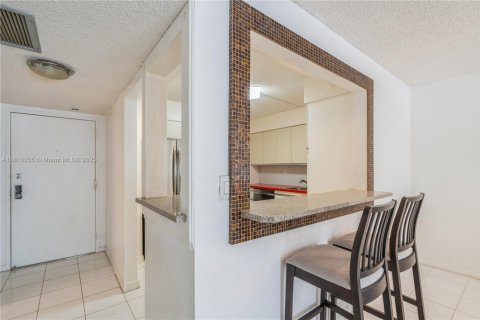 Купить кондоминиум в Авентура, Флорида 1 спальня, 85.28м2, № 1939908 - фото 6