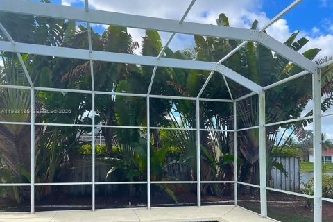 Купить виллу или дом в Хомстед, Флорида 4 спальни, 335.66м2, № 1995931 - фото 23