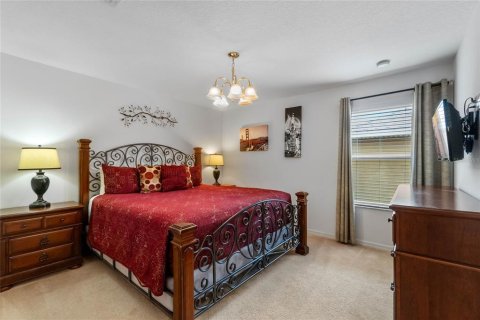 Casa en alquiler en Kissimmee, Florida, 6 dormitorios, 260.68 m2 № 2166221 - foto 19