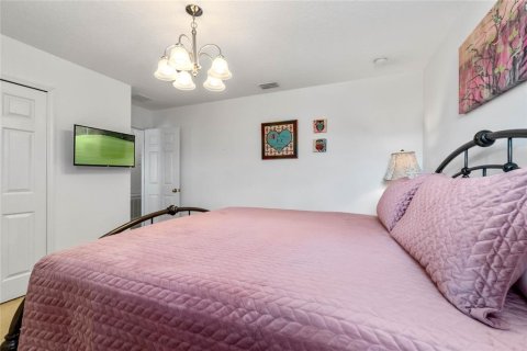 Casa en alquiler en Kissimmee, Florida, 6 dormitorios, 260.68 m2 № 2166221 - foto 26