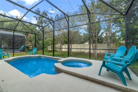 Casa en alquiler en Kissimmee, Florida, 6 dormitorios, 260.68 m2 № 2166221 - foto 2
