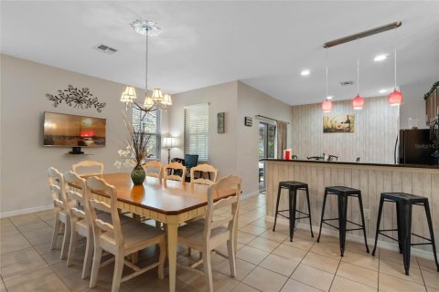 Casa en alquiler en Kissimmee, Florida, 6 dormitorios, 260.68 m2 № 2166221 - foto 8