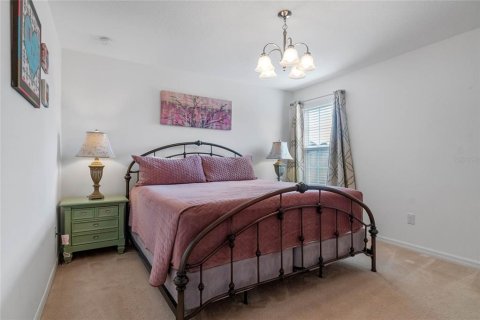 Casa en alquiler en Kissimmee, Florida, 6 dormitorios, 260.68 m2 № 2166221 - foto 25