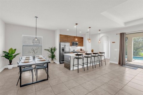 Villa ou maison à vendre à Haines City, Floride: 4 chambres, 223.34 m2 № 2350341 - photo 15
