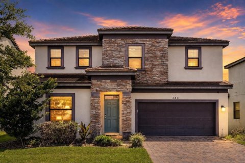 Casa en Haines City, Florida 4 dormitorios, 223.34 m2 № 2350341