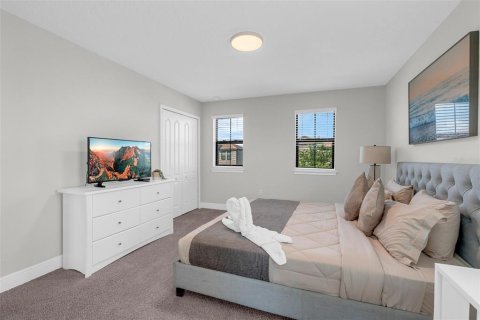 Villa ou maison à vendre à Haines City, Floride: 4 chambres, 223.34 m2 № 2350341 - photo 24