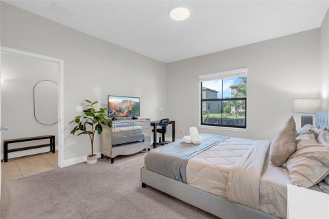 Villa ou maison à vendre à Haines City, Floride: 4 chambres, 223.34 m2 № 2350341 - photo 19