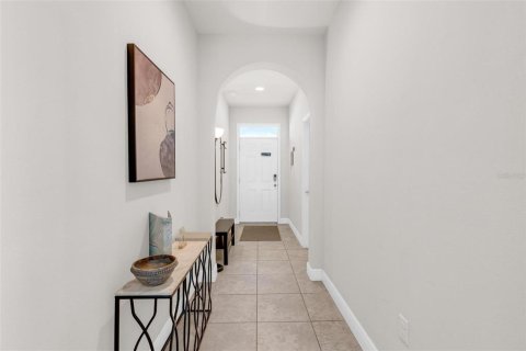Villa ou maison à vendre à Haines City, Floride: 4 chambres, 223.34 m2 № 2350341 - photo 3
