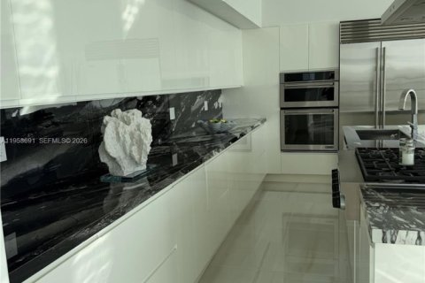 Casa en venta en Big Pine Key, Florida, 4 dormitorios, 195.09 m2 № 2153280 - foto 11