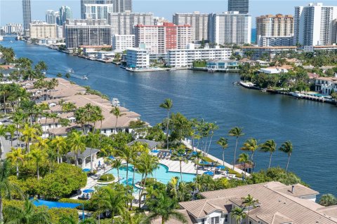 Condo in Aventura, Florida, 3 bedrooms  № 1860538 - photo 24