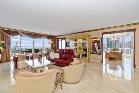 Condo in Aventura, Florida, 3 bedrooms  № 1860538 - photo 5