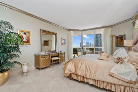 Condo in Aventura, Florida, 3 bedrooms  № 1860538 - photo 26