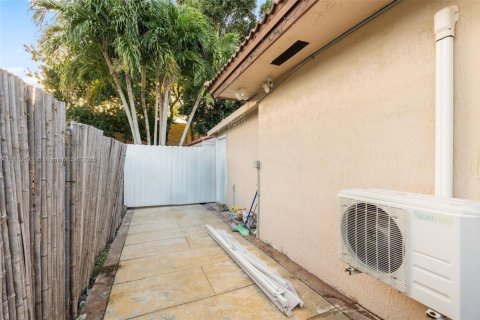 Купить виллу или дом в Майами, Флорида 4 спальни, 144.09м2, № 2037967 - фото 16