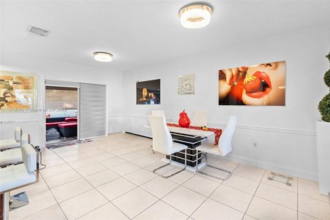Купить виллу или дом в Майами, Флорида 4 спальни, 144.09м2, № 2037967 - фото 6