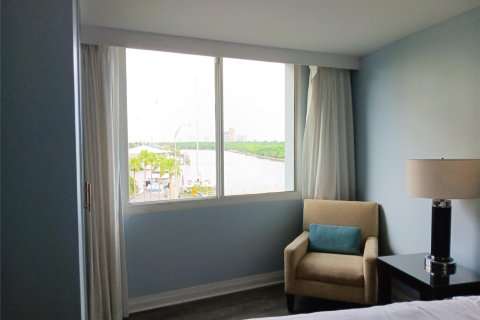Condominio en venta en Fort Lauderdale, Florida, 1 dormitorio, 59.74 m2 № 804904 - foto 1