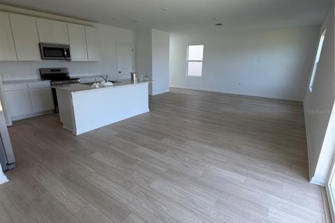House in Winter Haven, Florida 4 bedrooms, 174.1 sq.m. № 2234734 - photo 7