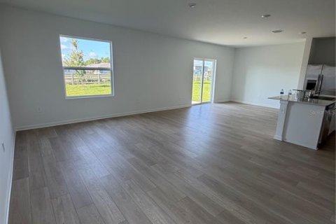 House in Winter Haven, Florida 4 bedrooms, 174.1 sq.m. № 2234734 - photo 6