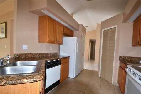 House in Kissimmee, Florida 3 bedrooms, 143.16 sq.m. № 1844933 - photo 4