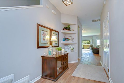 Adosado en venta en Land O' Lakes, Florida, 3 dormitorios, 171.5 m2 № 2148528 - foto 3