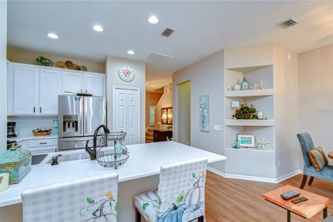 Adosado en venta en Land O' Lakes, Florida, 3 dormitorios, 171.5 m2 № 2148528 - foto 8