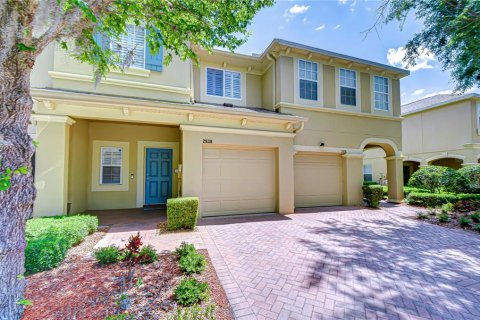 Adosado en venta en Land O' Lakes, Florida, 3 dormitorios, 171.5 m2 № 2148528 - foto 2