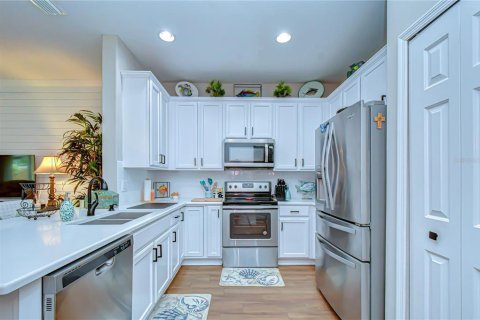 Adosado en venta en Land O' Lakes, Florida, 3 dormitorios, 171.5 m2 № 2148528 - foto 6