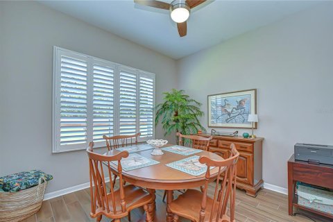 Adosado en venta en Land O' Lakes, Florida, 3 dormitorios, 171.5 m2 № 2148528 - foto 18