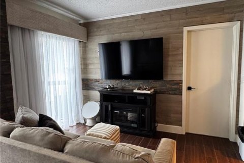 Condo in Orlando, Florida, 2 bedrooms № 2123021 - photo 22