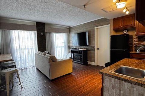 Condo in Orlando, Florida, 2 bedrooms № 2123021 - photo 5