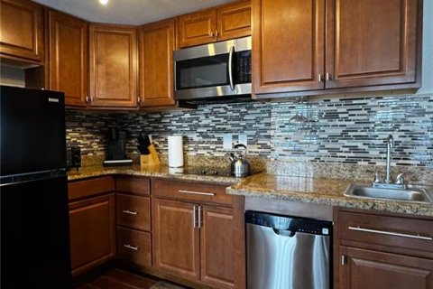 Condo in Orlando, Florida, 2 bedrooms № 2123021 - photo 6