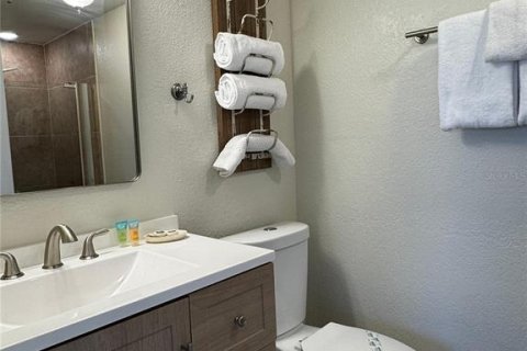 Condo in Orlando, Florida, 2 bedrooms № 2123021 - photo 15