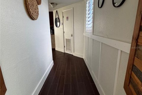Condo in Orlando, Florida, 2 bedrooms № 2123021 - photo 3