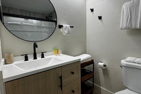 Condo in Orlando, Florida, 2 bedrooms № 2123021 - photo 9