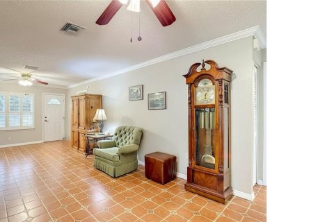 Condominio en venta en Port Richey, Florida, 2 dormitorios, 107.02 m2 № 2100091 - foto 11